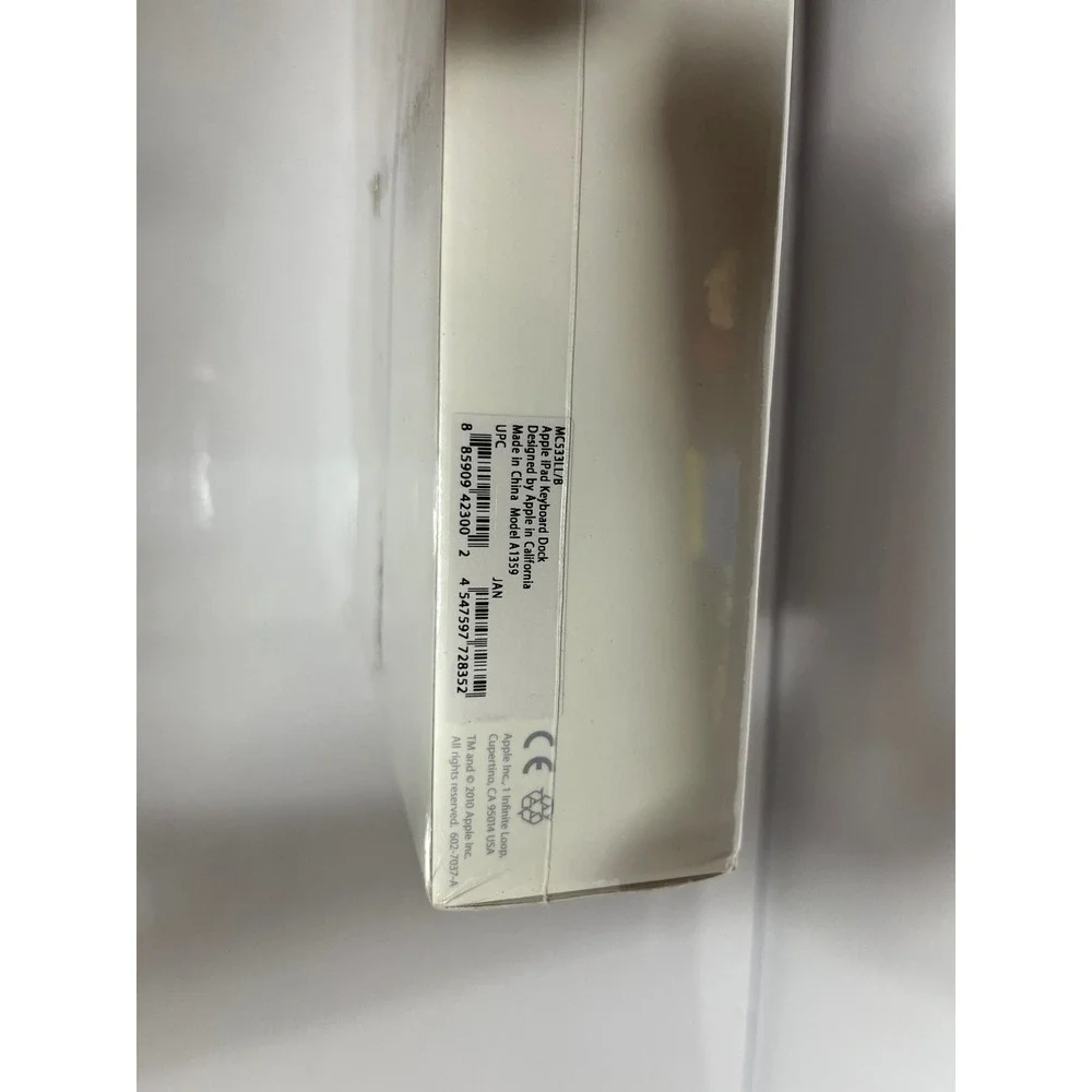 Apple iPad Keyboard Dock MC533LL/B A1359 30 pin White new sealed 2010